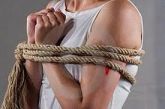 Trabalhos para Amarrar Mulher